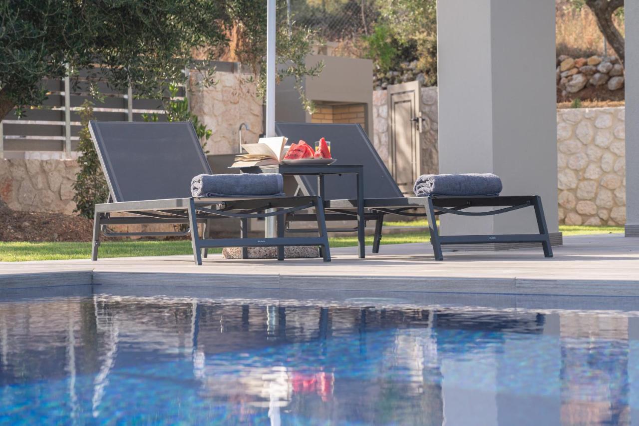 Villa Shades Of Blue Τραπεζάκι Εξωτερικό φωτογραφία
